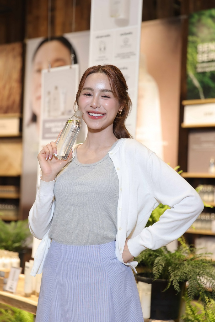 MUJI เปิดตัว 2 กลุ่มผลิตภัณฑ์สกินแคร์ใหม่ภายใต้แนวคิด 'Power of Nature' คืนความชุ่มชื้นแข็งแรงสู่ผิว ด้วยส่วนผสมจากธรรมชาติ 100%