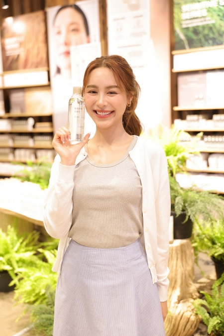 MUJI เปิดตัว 2 กลุ่มผลิตภัณฑ์สกินแคร์ใหม่ภายใต้แนวคิด 'Power of Nature' คืนความชุ่มชื้นแข็งแรงสู่ผิว ด้วยส่วนผสมจากธรรมชาติ 100%