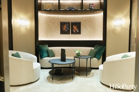Van Cleef & Arpels เปิดตัวบูติกแห่งใหม่ ณ สยามพารากอน สะท้อนเสน่ห์แห่งเมซงฝรั่งเศส ผสานศิลปะและวัฒนธรรมไทยอย่างละเมียดละไม