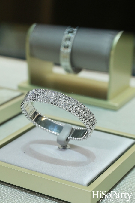 Van Cleef & Arpels เปิดตัวบูติกแห่งใหม่ ณ สยามพารากอน สะท้อนเสน่ห์แห่งเมซงฝรั่งเศส ผสานศิลปะและวัฒนธรรมไทยอย่างละเมียดละไม