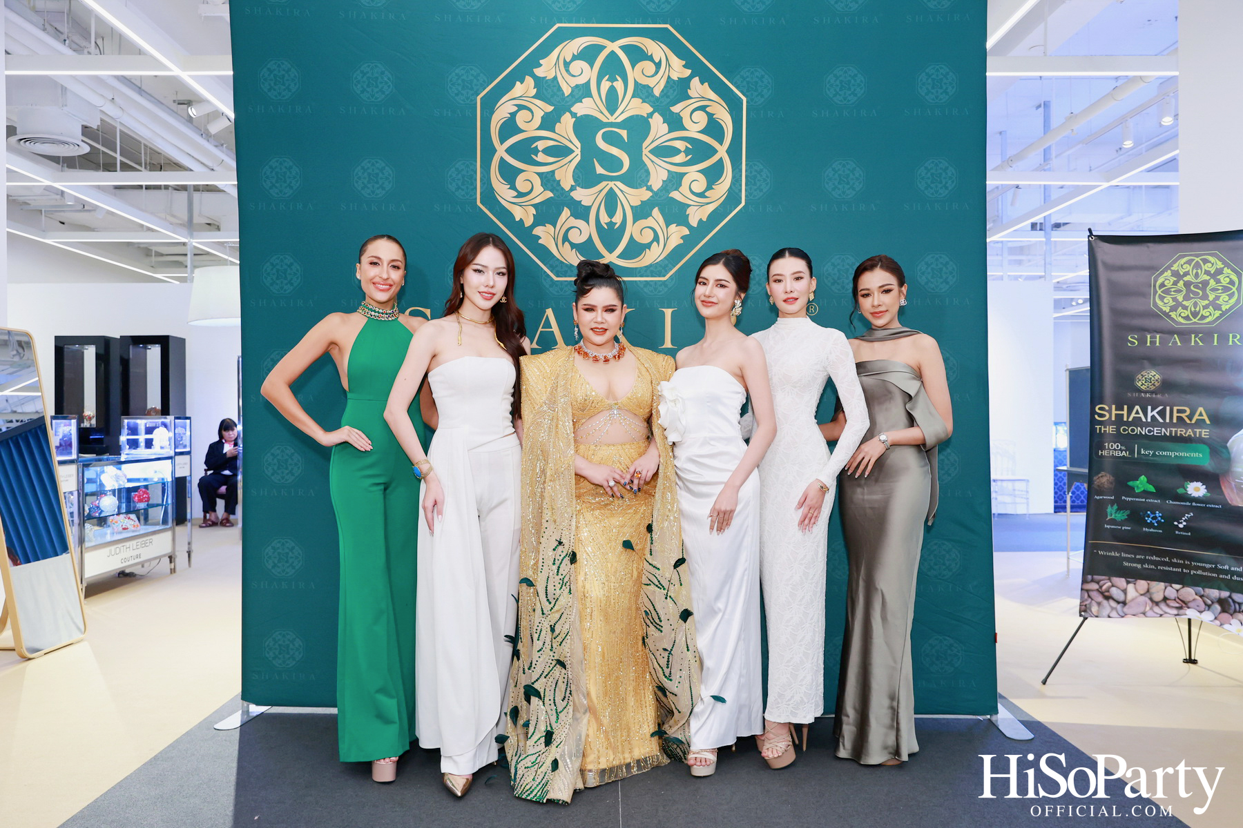 ‘Shakira Glow Body Oil’ เปิดตัวอย่างเป็นทางการ! เผยความโกลว์ระดับควีนในงานสุดเอ็กซ์คลูซีฟ ณ Central Chidlom