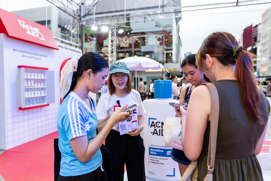 Acne-Aid เปิดตัวคู่พรีเซนเตอร์ใหม่ พร้อมพาวัยรุ่นเคลียร์ใจ–เคลียร์ผิวให้คลีน มูฟออนจากสิวแบบไม่รีเทิร์น