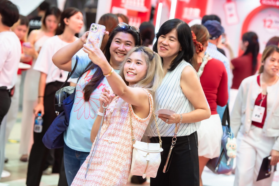 Acne-Aid เปิดตัวคู่พรีเซนเตอร์ใหม่ พร้อมพาวัยรุ่นเคลียร์ใจ–เคลียร์ผิวให้คลีน มูฟออนจากสิวแบบไม่รีเทิร์น