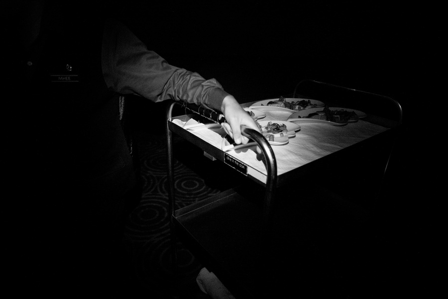 ‘Dine in the Dark’ มื้อค่ำในความมืด ที่ปลุกทุกสัมผัสให้ตื่น ณ โรงแรมเชอราตัน แกรนด์ สุขุมวิท