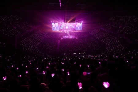 TAEYEON สะกดทุกช่วงเวลา ด้วยเวทีที่เล่าประวัติศาสตร์ได้งดงามที่สุดในฐานะศิลปินเดี่ยวผ่าน ‘TAEYEON CONCERT-The TENSE in BANGKOK’