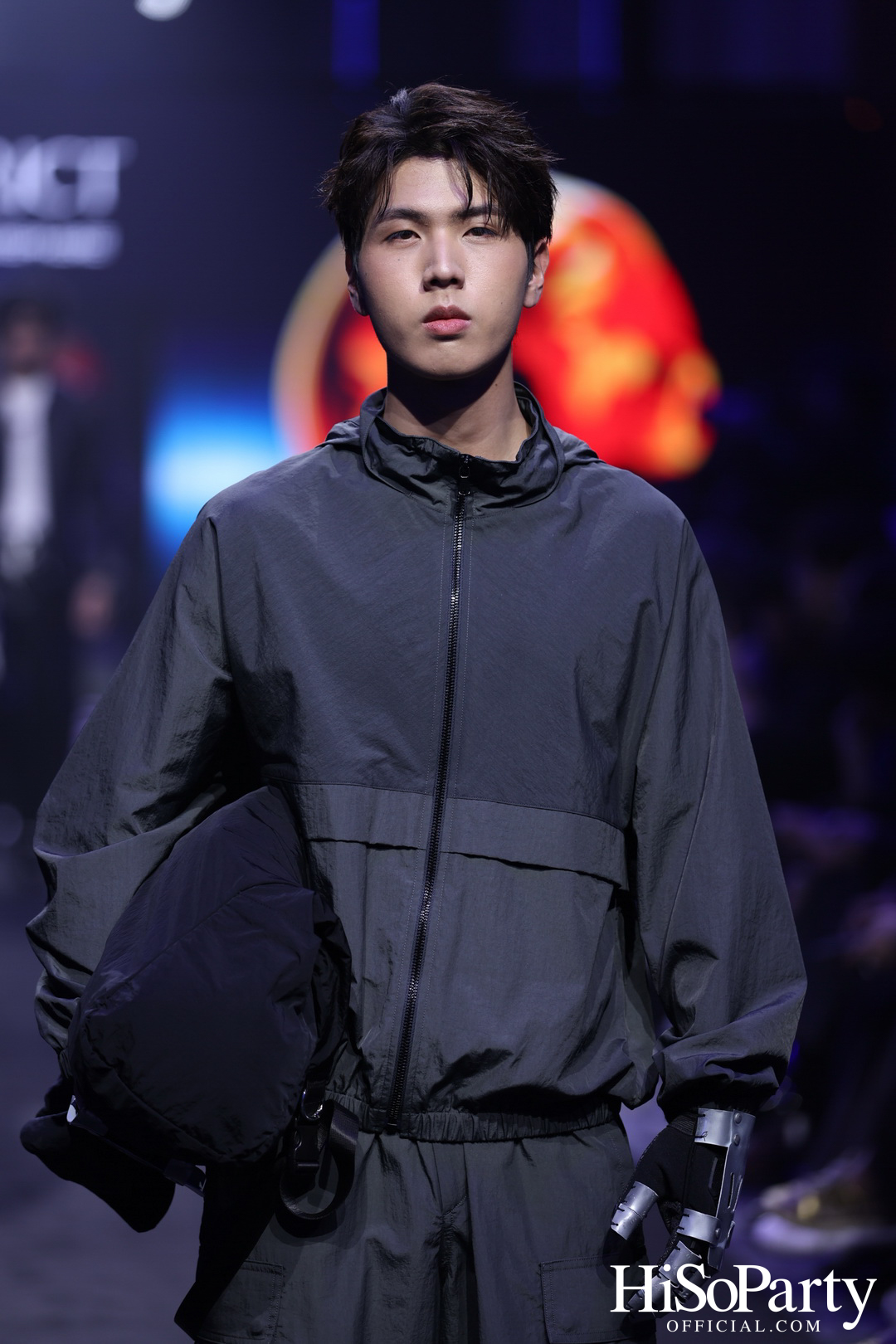  EM DISTRICT เปิดรันเวย์ ‘EMFASHIONICON EDGE’ ในคอนเซปต์ The Essence of Bangkok พร้อมเปิดฉากเดือน PRIDE