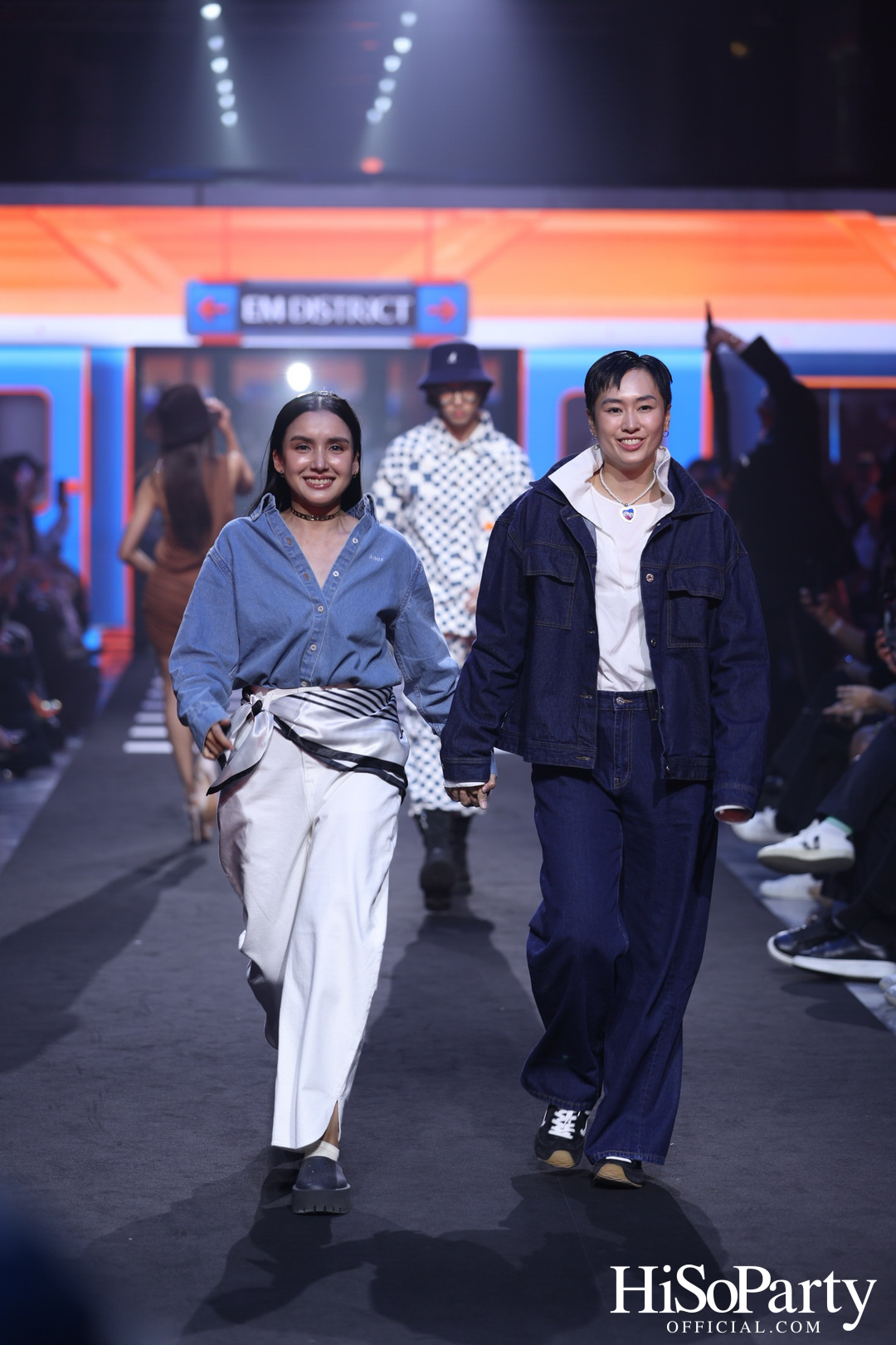  EM DISTRICT เปิดรันเวย์ ‘EMFASHIONICON EDGE’ ในคอนเซปต์ The Essence of Bangkok พร้อมเปิดฉากเดือน PRIDE