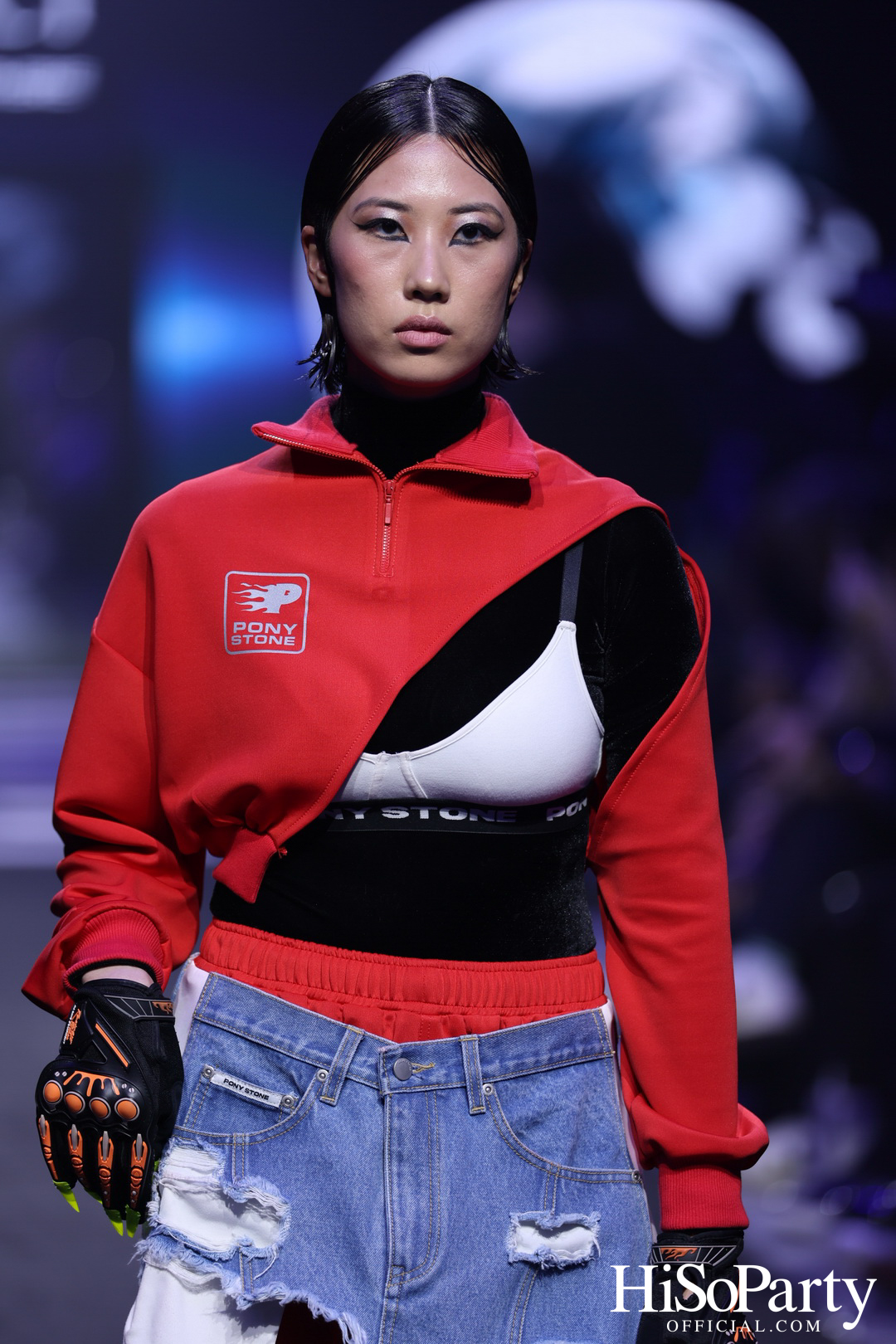  EM DISTRICT เปิดรันเวย์ ‘EMFASHIONICON EDGE’ ในคอนเซปต์ The Essence of Bangkok พร้อมเปิดฉากเดือน PRIDE