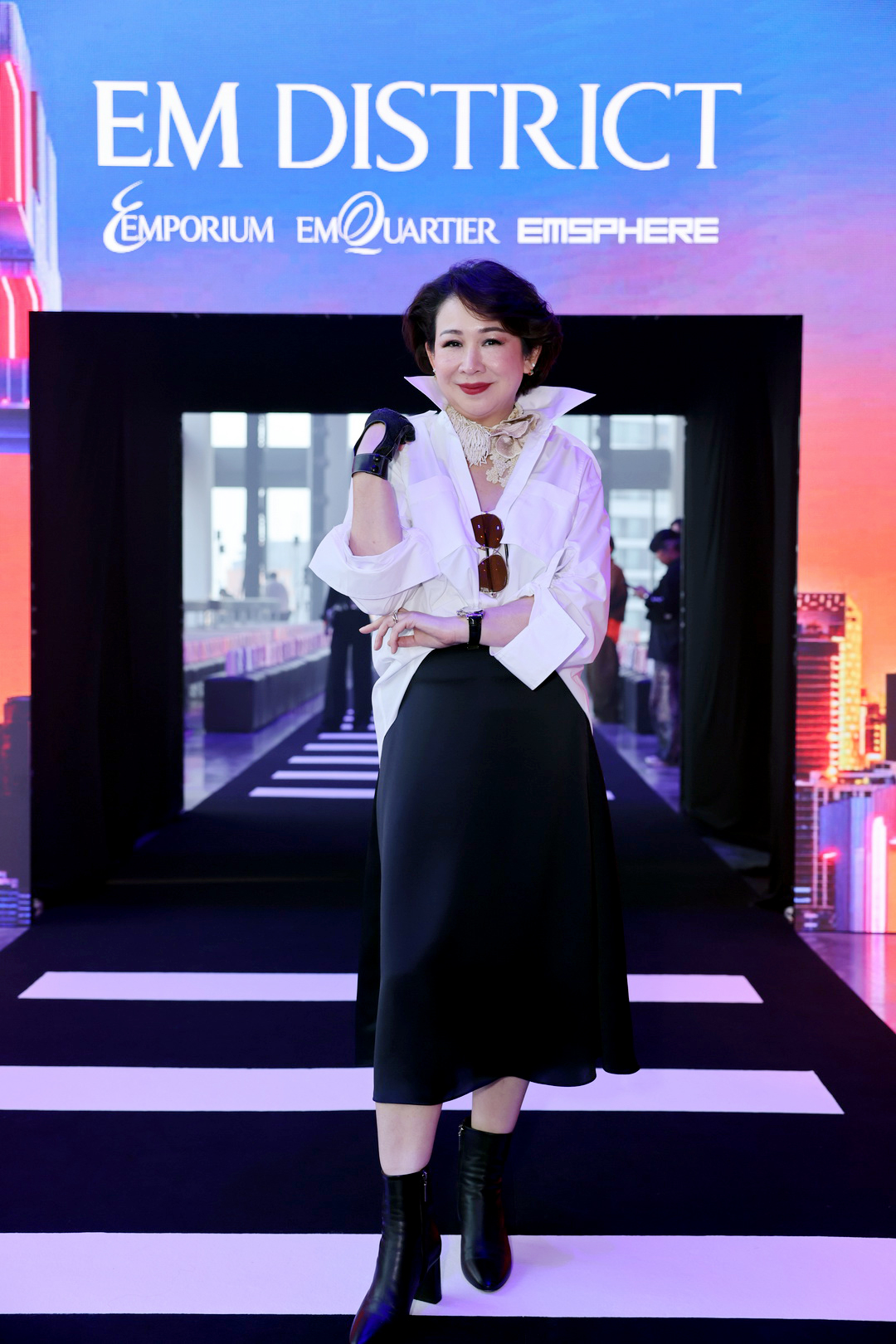  EM DISTRICT เปิดรันเวย์ ‘EMFASHIONICON EDGE’ ในคอนเซปต์ The Essence of Bangkok พร้อมเปิดฉากเดือน PRIDE