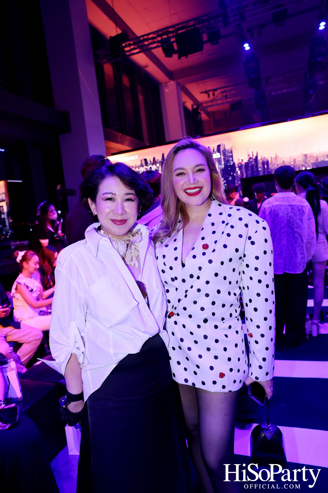  EM DISTRICT เปิดรันเวย์ ‘EMFASHIONICON EDGE’ ในคอนเซปต์ The Essence of Bangkok พร้อมเปิดฉากเดือน PRIDE