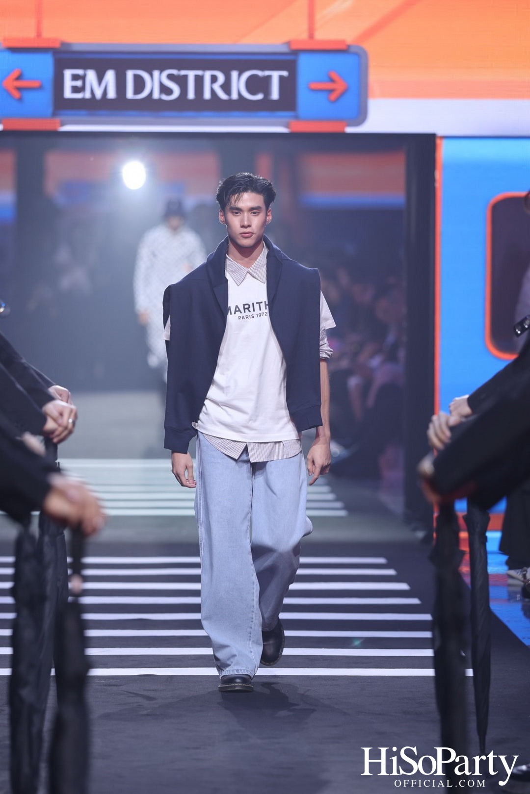  EM DISTRICT เปิดรันเวย์ ‘EMFASHIONICON EDGE’ ในคอนเซปต์ The Essence of Bangkok พร้อมเปิดฉากเดือน PRIDE
