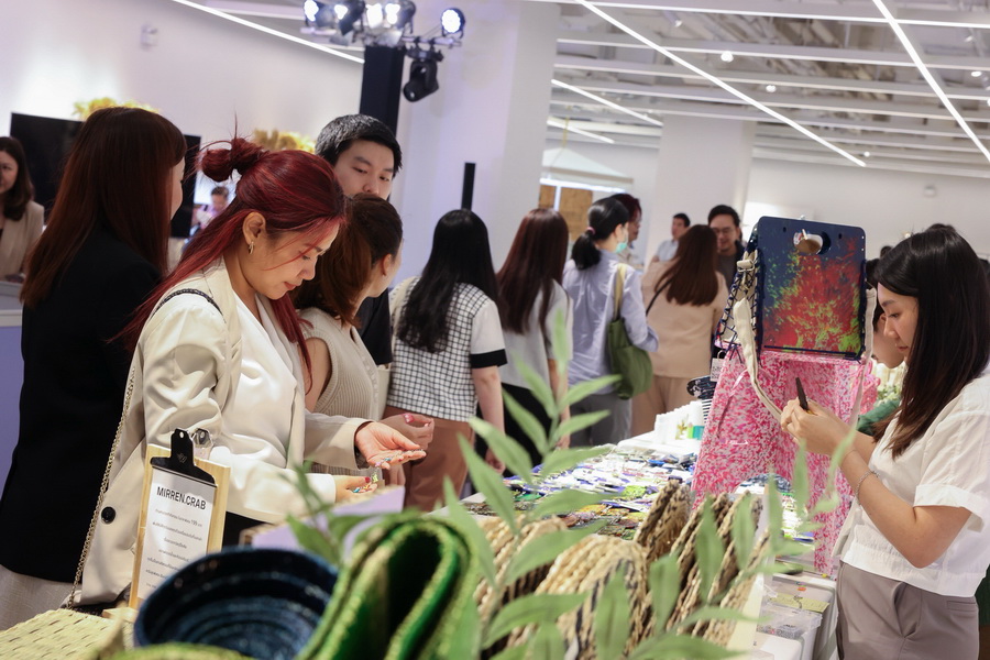 ห้างเซ็นทรัลและห้างโรบินสัน ชวนคนไทยร่วมแสดงพลังรักษ์โลกอย่างยั่งยืนในแคมเปญ ‘CENTRAL / ROBINSON LOVE THE EARTH 2025’