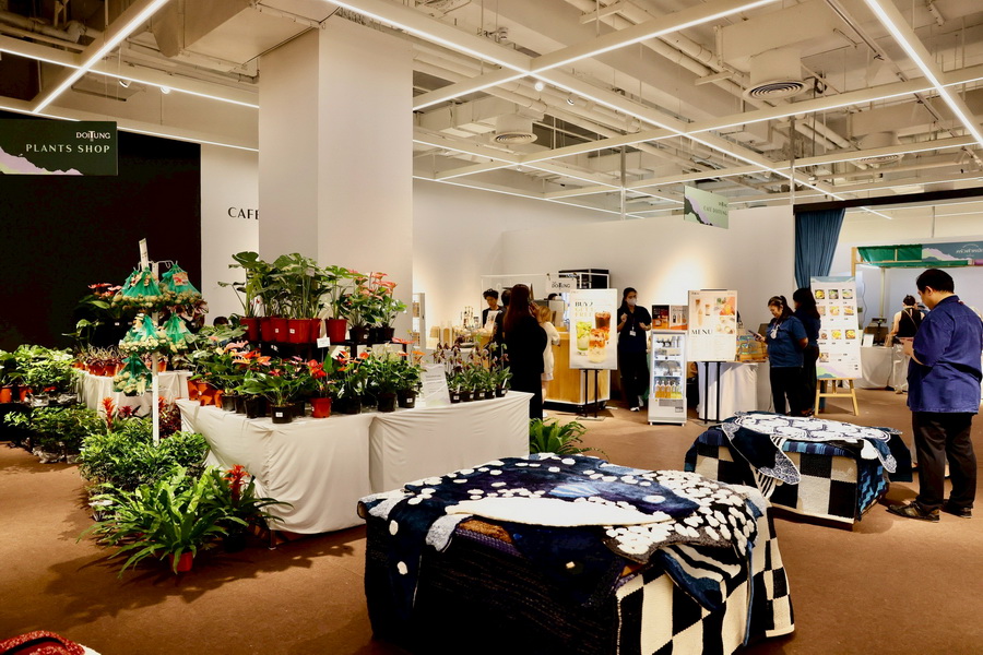 ห้างเซ็นทรัลและห้างโรบินสัน ชวนคนไทยร่วมแสดงพลังรักษ์โลกอย่างยั่งยืนในแคมเปญ ‘CENTRAL / ROBINSON LOVE THE EARTH 2025’