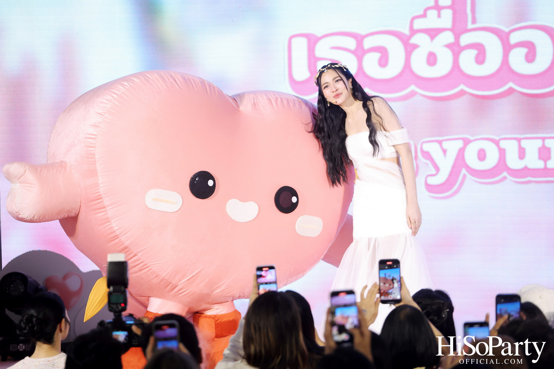 The Official Launch of LUV Oat Milk Thailand and Best Friend of LUV ‘LingLing Kwong’