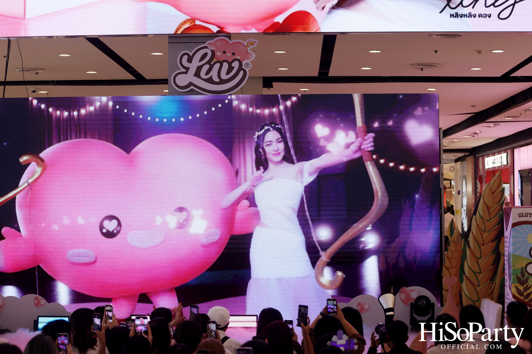 The Official Launch of LUV Oat Milk Thailand and Best Friend of LUV ‘LingLing Kwong’