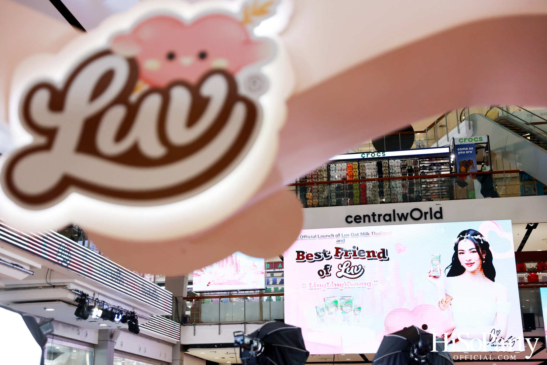 The Official Launch of LUV Oat Milk Thailand and Best Friend of LUV ‘LingLing Kwong’
