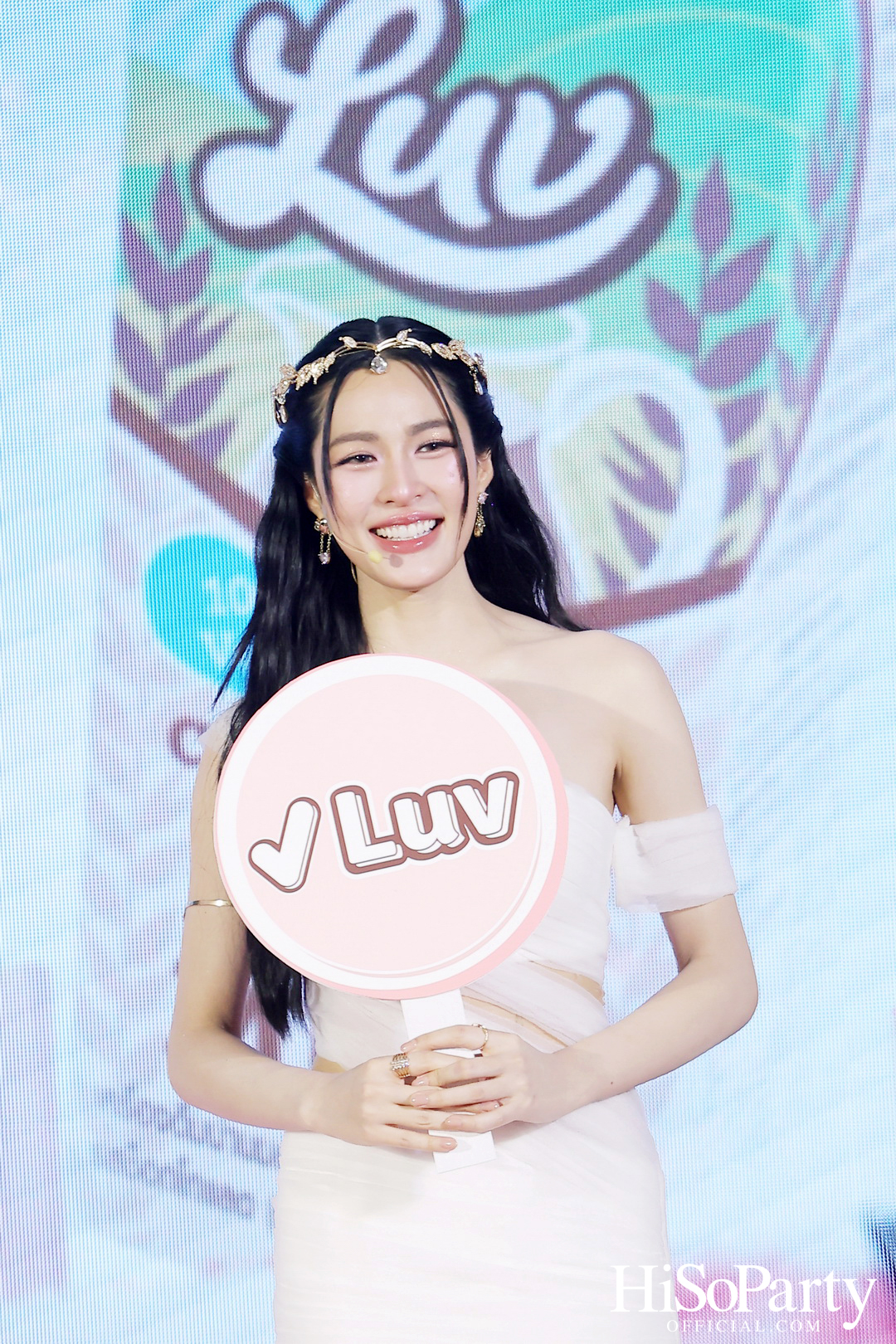 The Official Launch of LUV Oat Milk Thailand and Best Friend of LUV ‘LingLing Kwong’