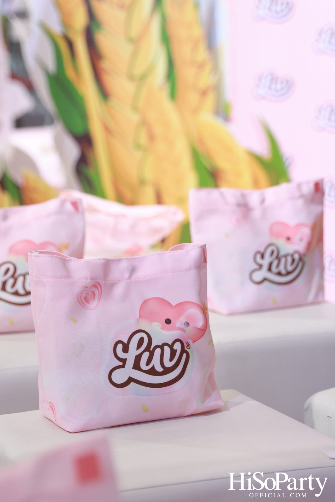 The Official Launch of LUV Oat Milk Thailand and Best Friend of LUV ‘LingLing Kwong’