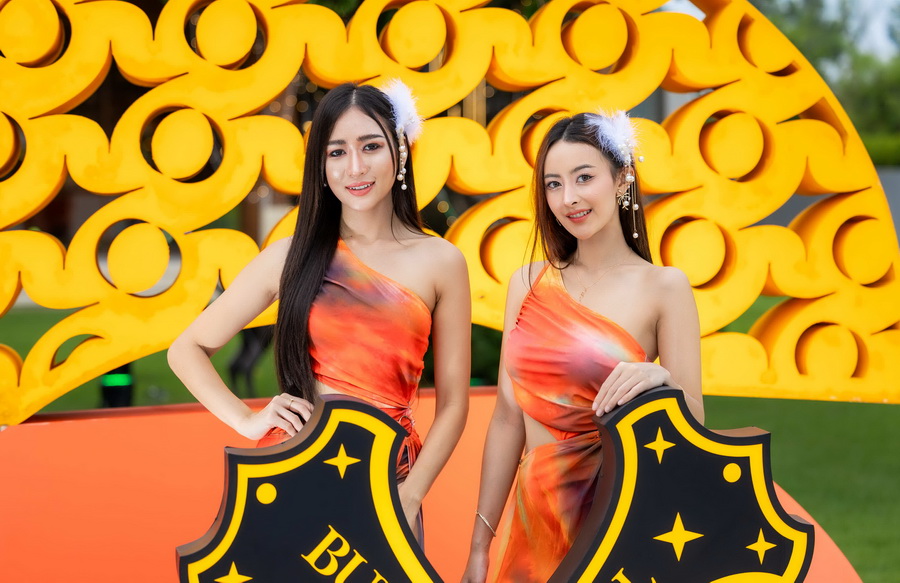 'Sip into the Sunset' ค่ำคืนสุดชิลริมทะเลภูเก็ต กับเครื่องดื่มพรีเมียมและวิวพระอาทิตย์ตกสุดโรแมนติก