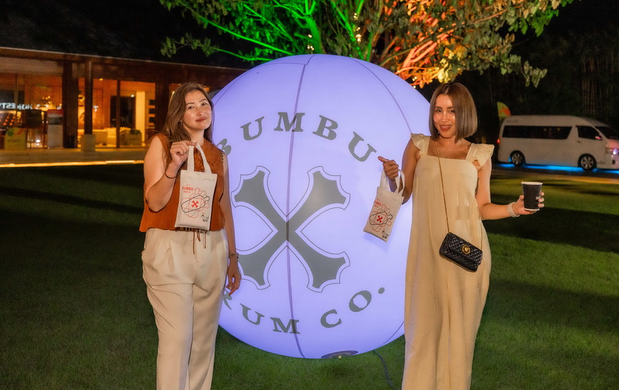 'Sip into the Sunset' ค่ำคืนสุดชิลริมทะเลภูเก็ต กับเครื่องดื่มพรีเมียมและวิวพระอาทิตย์ตกสุดโรแมนติก