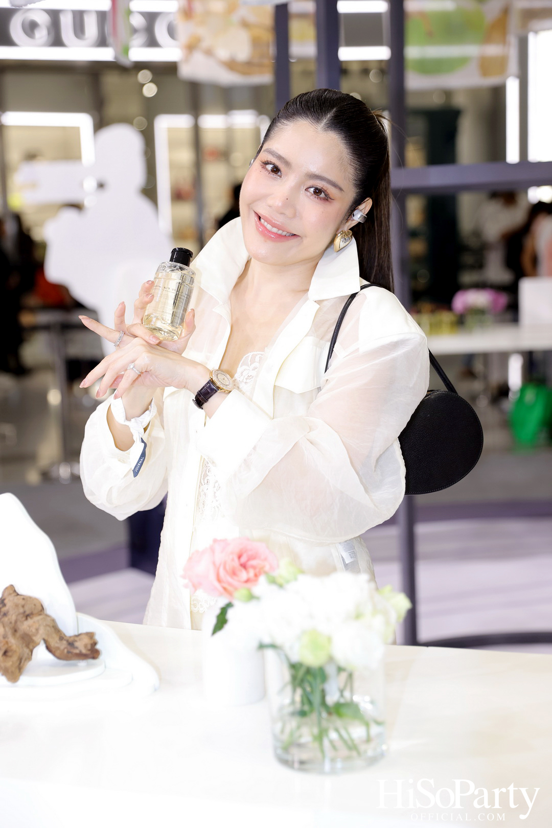 ‘JOURNAL’ เปิดตัว ‘พีพี–กฤษฏ์’ ในฐานะพรีเซ็นเตอร์คนใหม่ของ JOURNAL Body Oil ถ่ายทอดเสน่ห์ความหอมจากภายในสู่ภายนอก