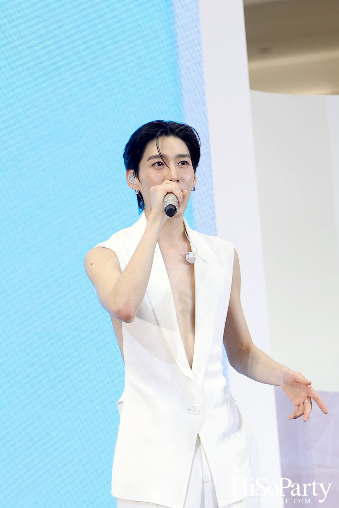 ‘JOURNAL’ เปิดตัว ‘พีพี–กฤษฏ์’ ในฐานะพรีเซ็นเตอร์คนใหม่ของ JOURNAL Body Oil ถ่ายทอดเสน่ห์ความหอมจากภายในสู่ภายนอก