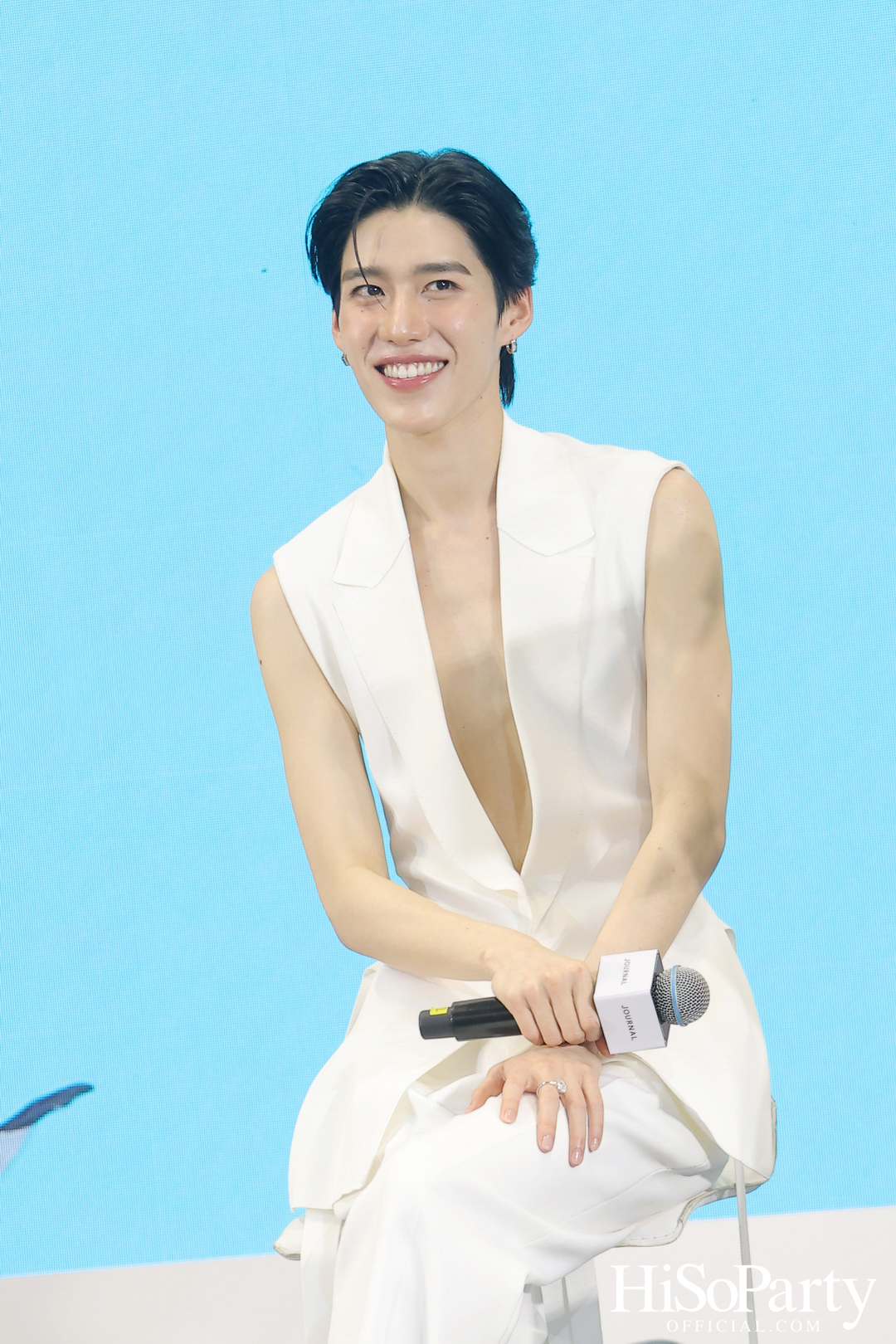 ‘JOURNAL’ เปิดตัว ‘พีพี–กฤษฏ์’ ในฐานะพรีเซ็นเตอร์คนใหม่ของ JOURNAL Body Oil ถ่ายทอดเสน่ห์ความหอมจากภายในสู่ภายนอก