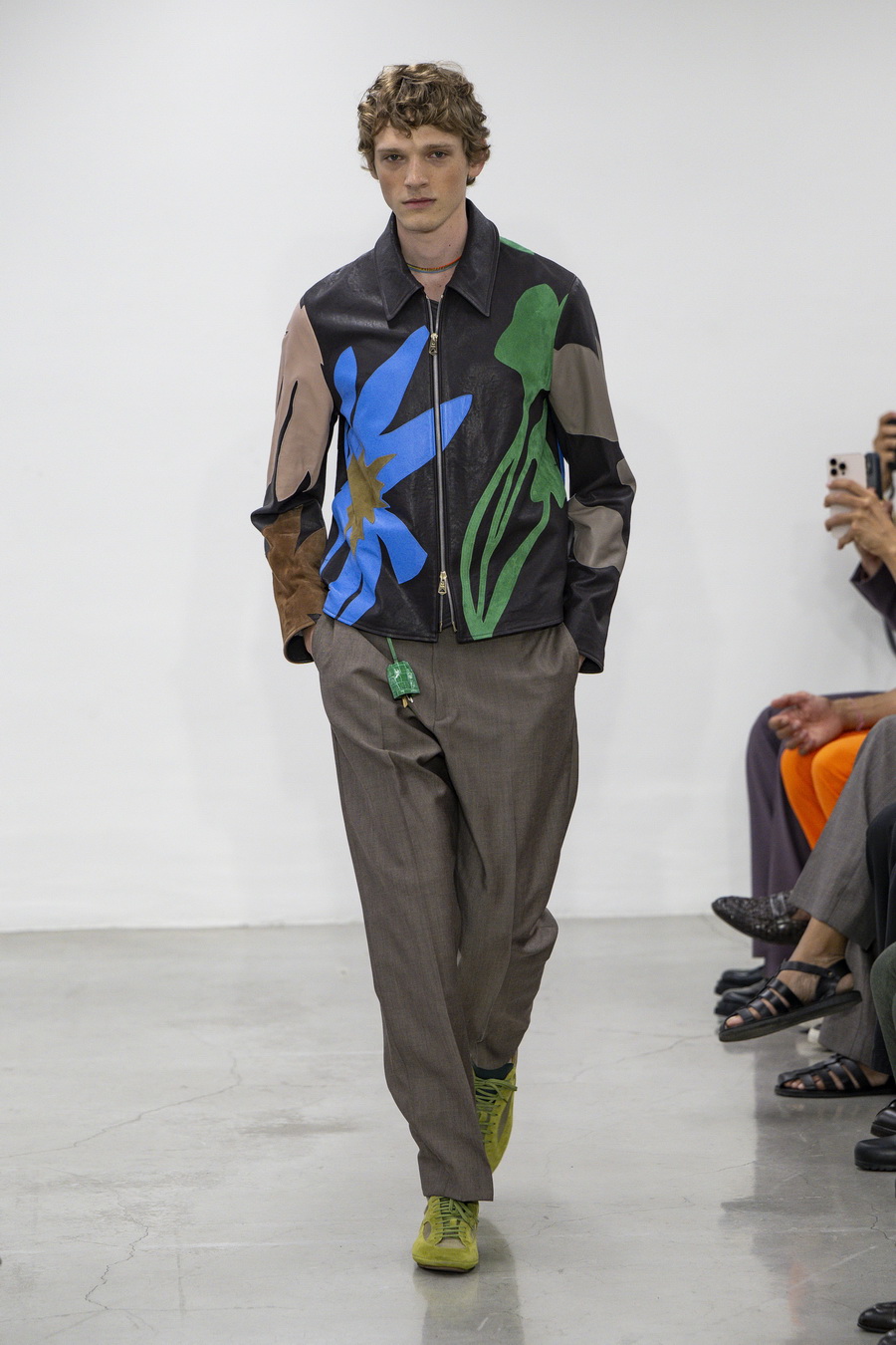 Paul Smith Spring/Summer 2026: บันทึกการเดินทางผ่านแฟชั่นสุดมีชีวิตชีวา