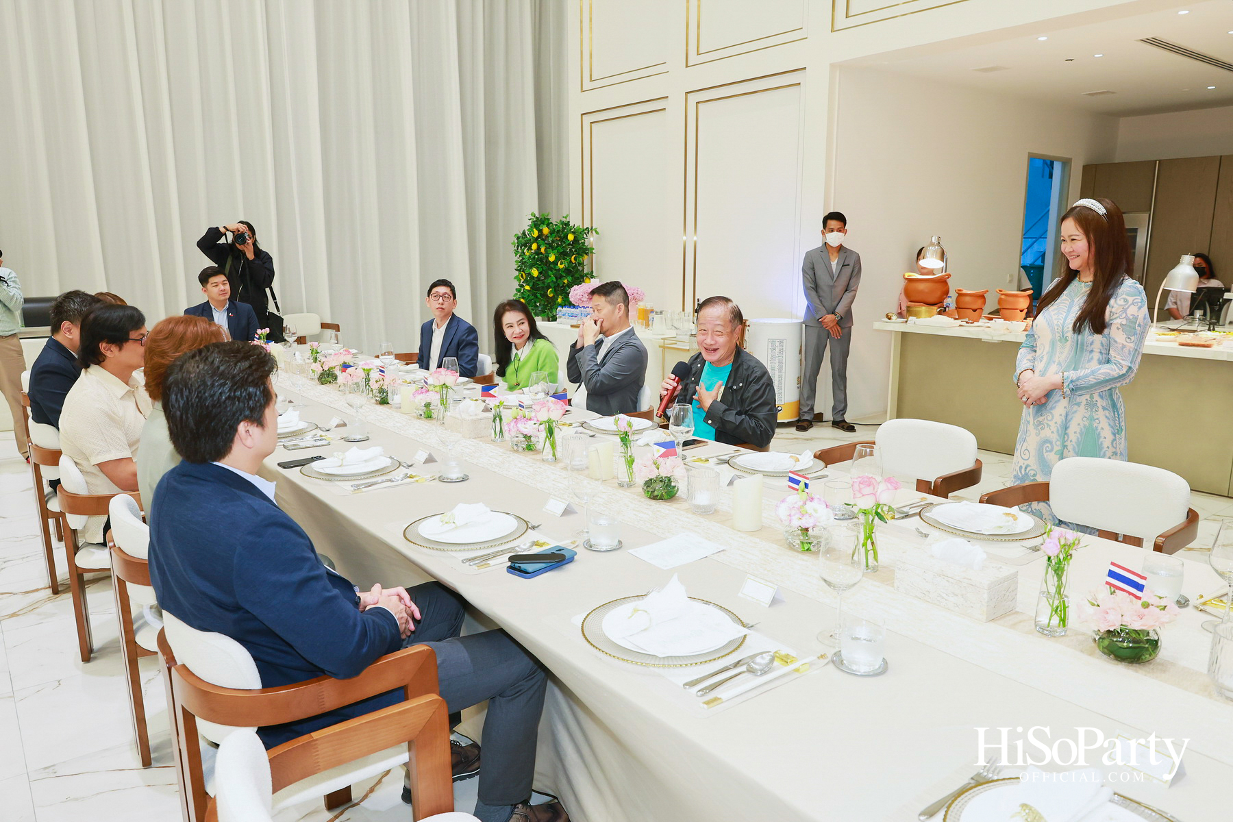 ครอบครัวลีโอณีโอ-มหากิจศิริ จัดงานเลี้ยงรับรองเอกอัครราชทูตฟิลิปปินส์ ท่ามกลางบรรยากาศอบอุ่น