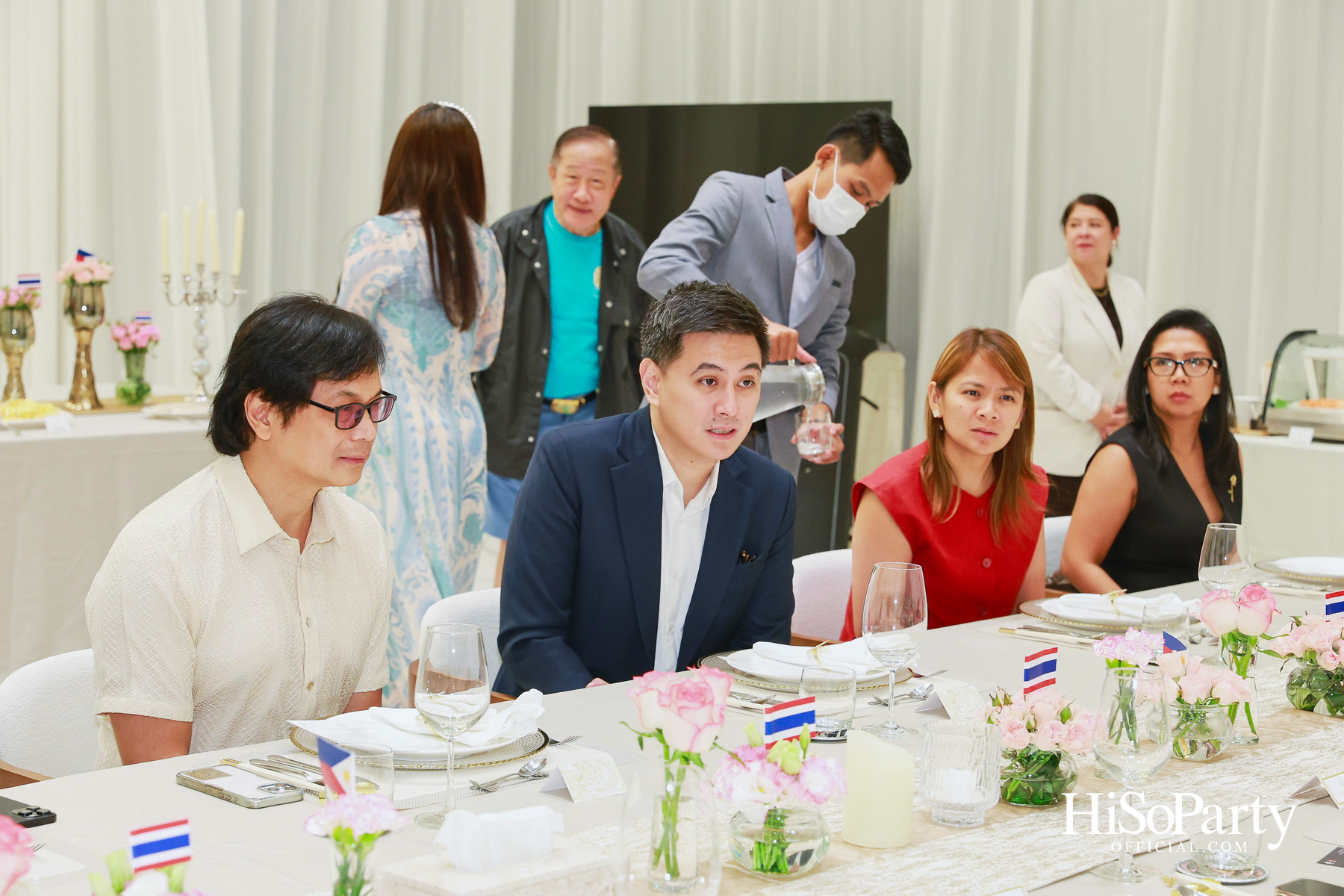 ครอบครัวลีโอณีโอ-มหากิจศิริ จัดงานเลี้ยงรับรองเอกอัครราชทูตฟิลิปปินส์ ท่ามกลางบรรยากาศอบอุ่น