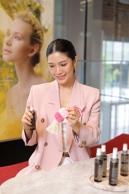 ธัญ เปิดตัว ‘THANN Pink Ribbon Collection’ เพื่อหารายได้ให้แก่มูลนิธิศูนย์มะเร็งเต้านมเฉลิมพระเกียรติ