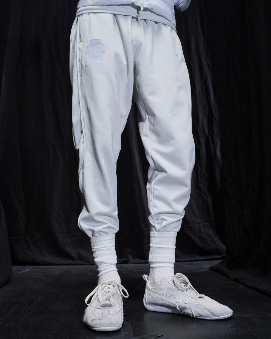 Balenciaga | PUMA ความร่วมมือครั้งสำคัญของโลกแฟชั่นและชุดกีฬาสมรรถนะสูง