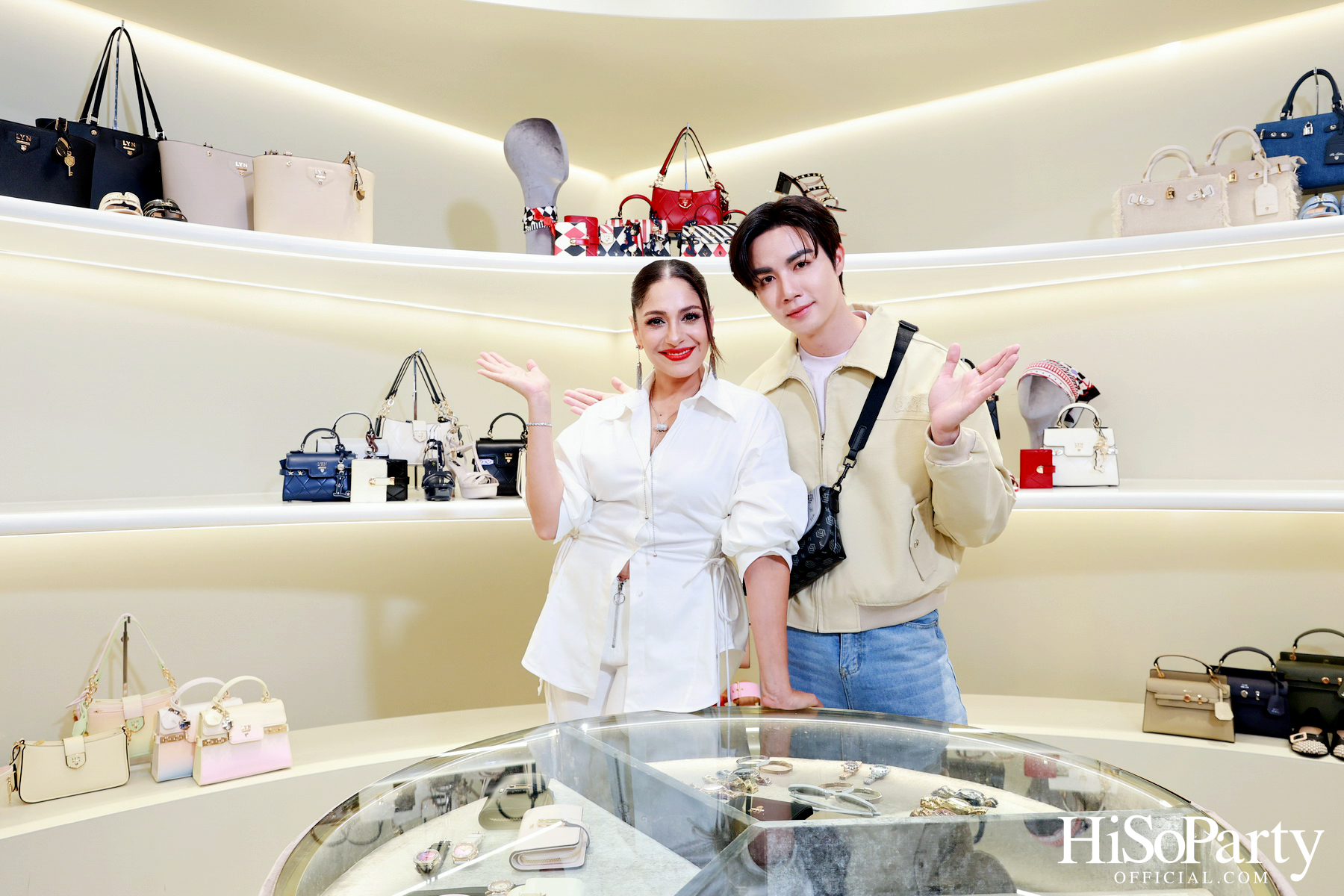 LYN เปิดตัวแคมเปญ ‘It’s a Bow Day’ ดึง โบว์ – เมลดา ถ่ายทอดเสน่ห์ผู้หญิงยุคใหม่ ต้อนรับ Fall 2025