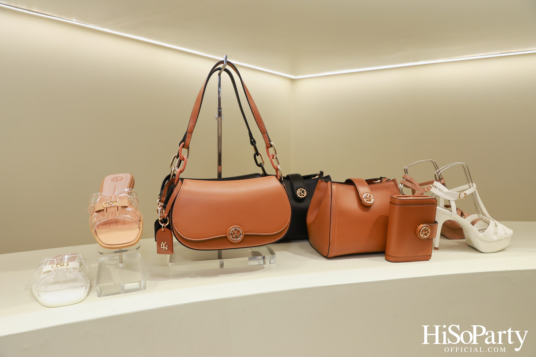 LYN เปิดตัวแคมเปญ ‘It’s a Bow Day’ ดึง โบว์ – เมลดา ถ่ายทอดเสน่ห์ผู้หญิงยุคใหม่ ต้อนรับ Fall 2025