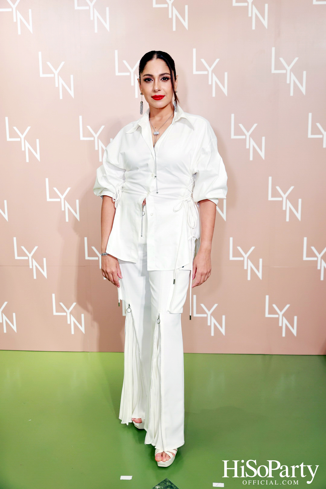 LYN เปิดตัวแคมเปญ ‘It’s a Bow Day’ ดึง โบว์ – เมลดา ถ่ายทอดเสน่ห์ผู้หญิงยุคใหม่ ต้อนรับ Fall 2025