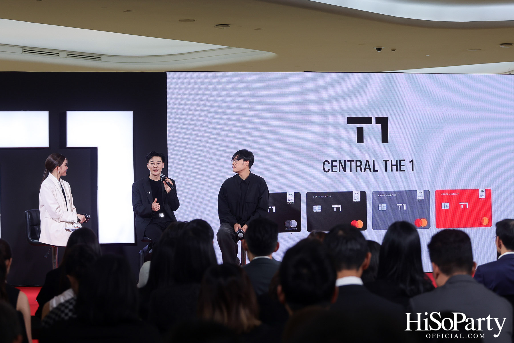 เซ็นทรัล เดอะวัน เปิดตัวภาพลักษณ์แบรนด์และบัตรเครดิตโฉมใหม่ พร้อมหนังโฆษณาโดย นวพล ธำรงรัตนฤทธิ์ และนักแสดงรุ่นใหม่ เจนเย่-เมธิกา