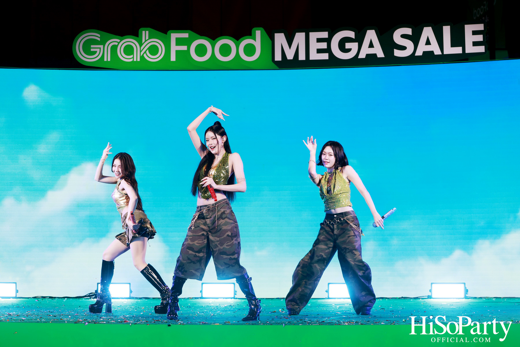 GrabFood เปิดตัวแคมเปญใหญ่แห่งปี ‘Mega Sale ลดแรง ตัวจริง’ พร้อม 4 พรีเซ็นเตอร์หนุ่มสุดฮอต Friends of Grab