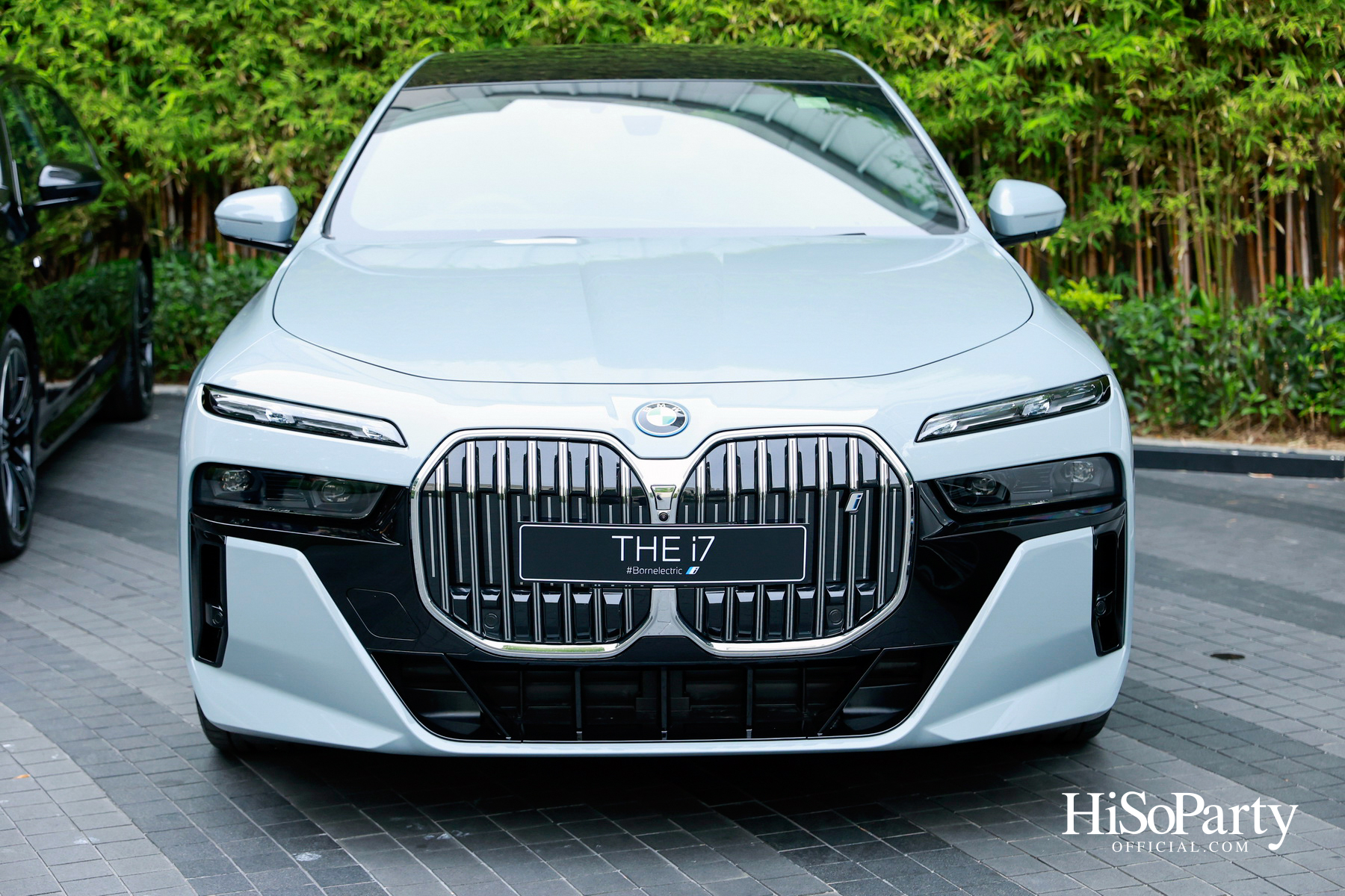 มิลเลนเนียม ออโต้ กรุ๊ป ฉลองครบรอบ 25 ปีอย่างยิ่งใหญ่ จัดงานเปิดตัว ‘The i7’ พร้อมคอนเสิร์ตสุดเอ็กซ์คลูซีฟ