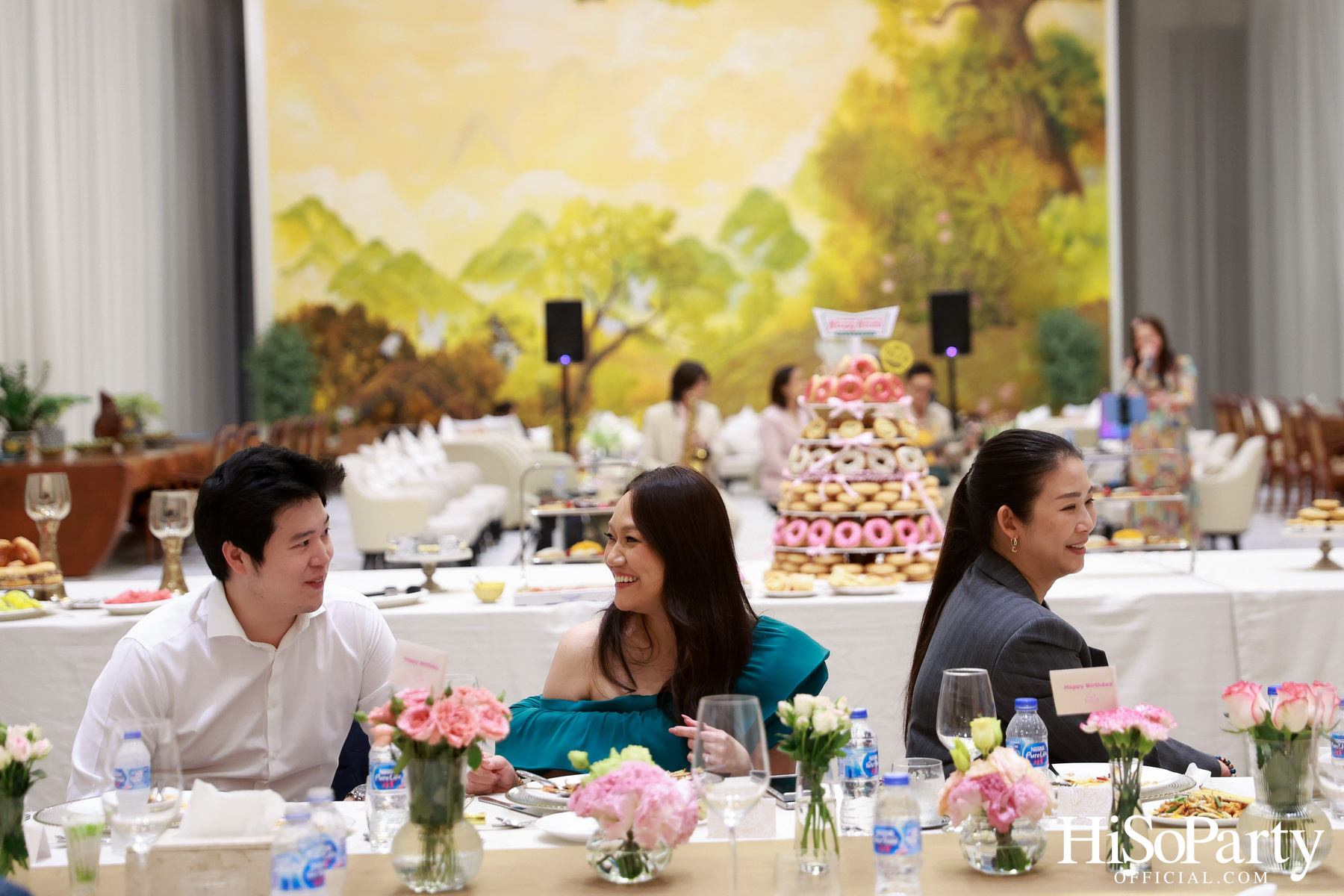 A Sweet Birthday for Ying HiSoParty