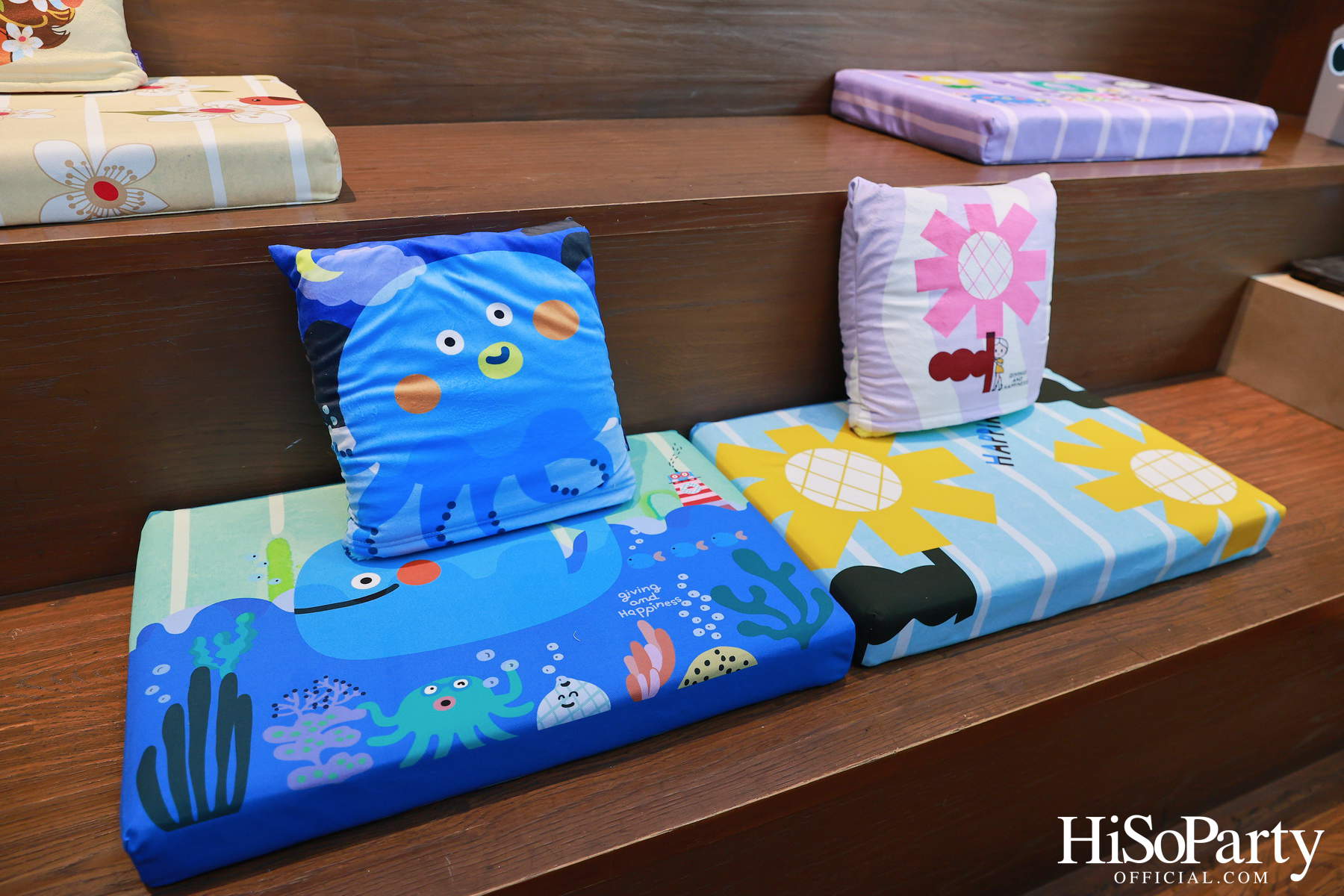 ‘Giving and Happiness’ ปีที่ 10 โดยมูลนิธิรามาธิบดีฯ และ 5 ศิลปิน ร่วมส่งต่อ ‘ความสุขไม่มีที่สิ้นสุด’ ผ่านคอลเลกชันของที่ระลึกสุดสร้างสรรค์