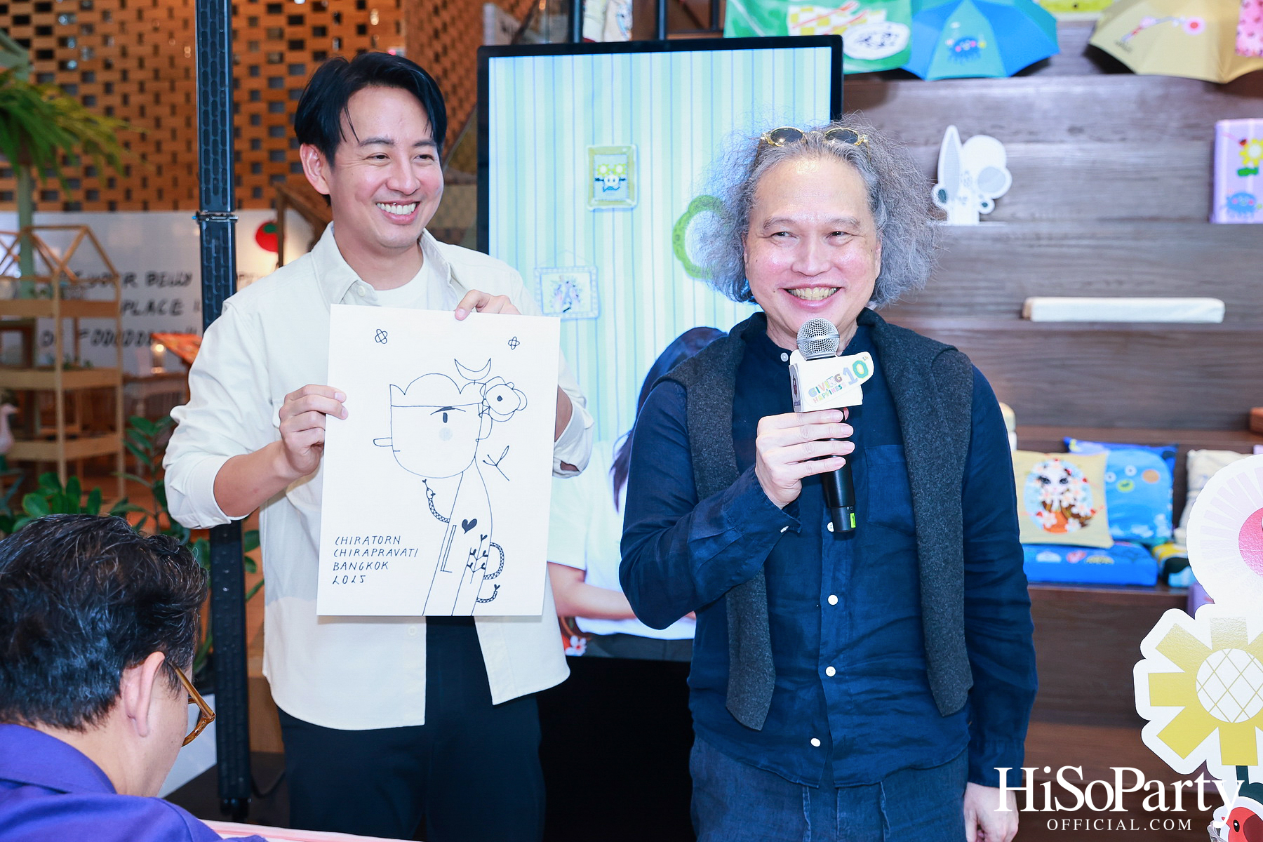 ‘Giving and Happiness’ ปีที่ 10 โดยมูลนิธิรามาธิบดีฯ และ 5 ศิลปิน ร่วมส่งต่อ ‘ความสุขไม่มีที่สิ้นสุด’ ผ่านคอลเลกชันของที่ระลึกสุดสร้างสรรค์