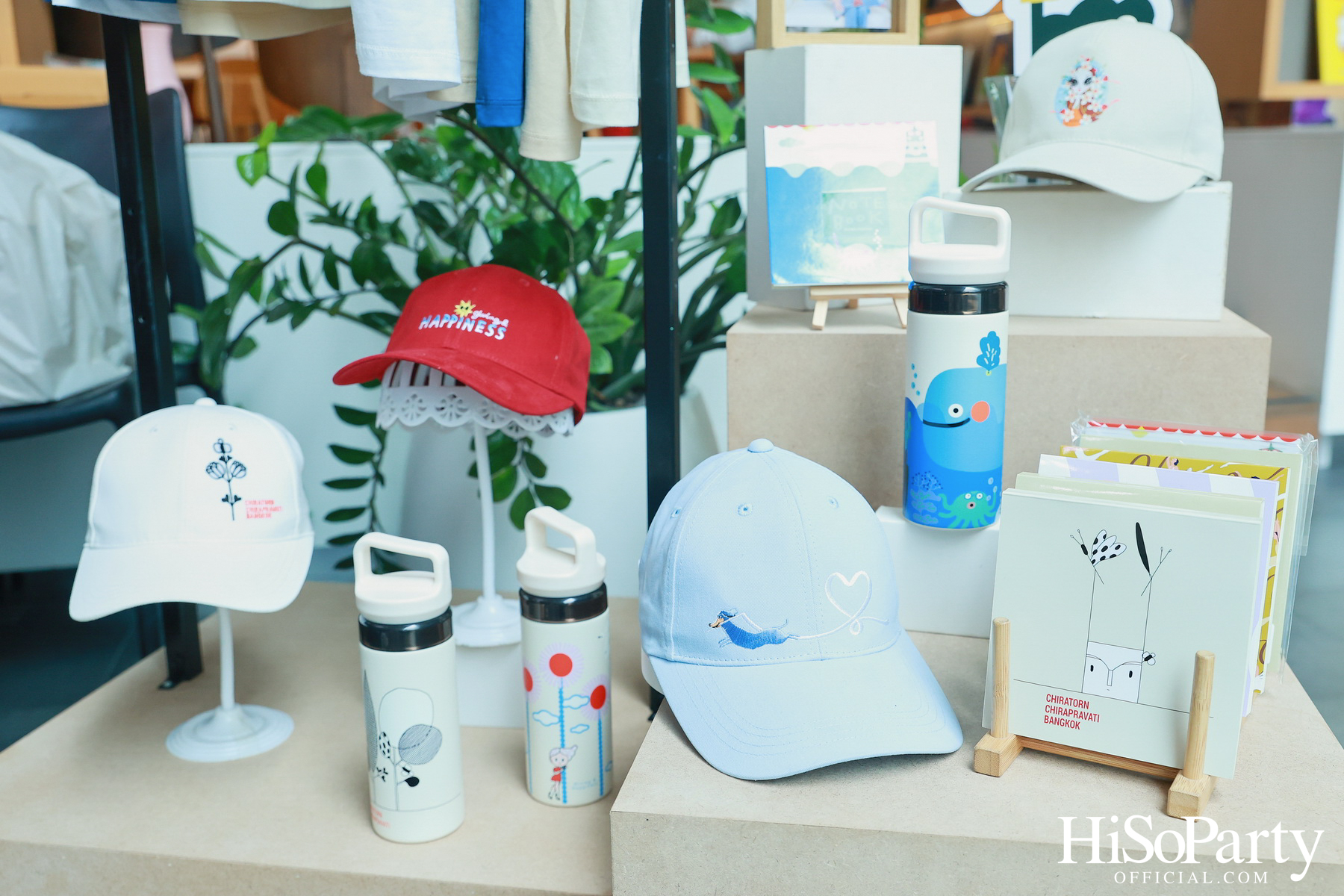 ‘Giving and Happiness’ ปีที่ 10 โดยมูลนิธิรามาธิบดีฯ และ 5 ศิลปิน ร่วมส่งต่อ ‘ความสุขไม่มีที่สิ้นสุด’ ผ่านคอลเลกชันของที่ระลึกสุดสร้างสรรค์