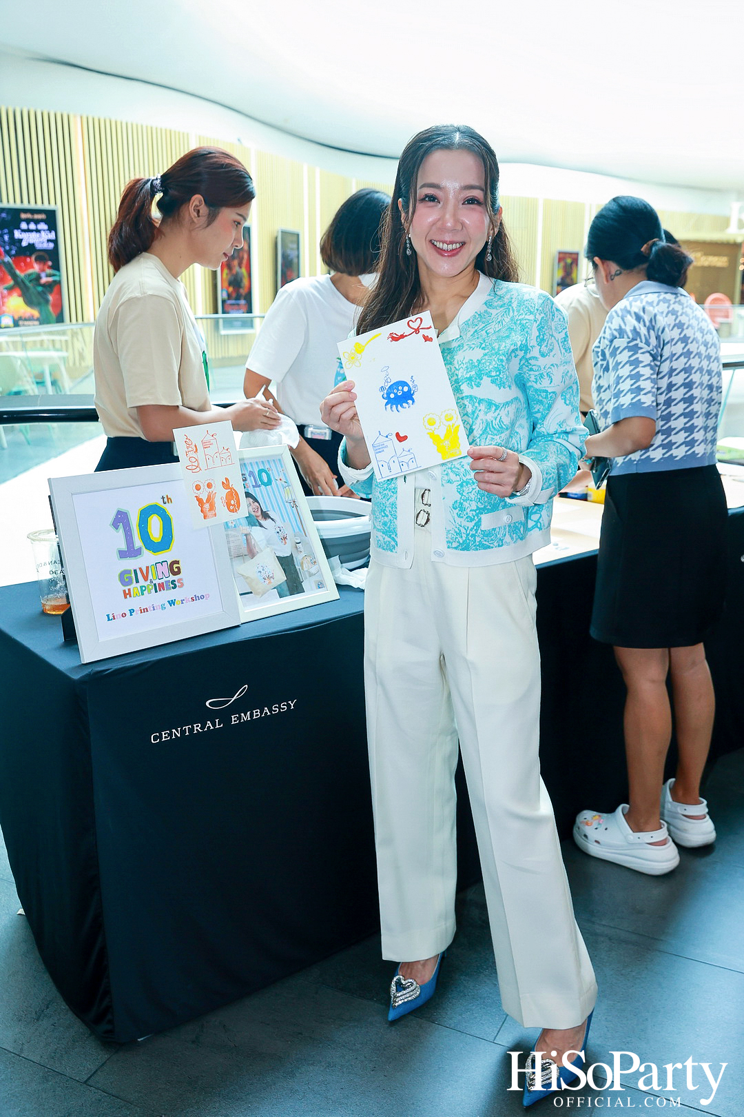 ‘Giving and Happiness’ ปีที่ 10 โดยมูลนิธิรามาธิบดีฯ และ 5 ศิลปิน ร่วมส่งต่อ ‘ความสุขไม่มีที่สิ้นสุด’ ผ่านคอลเลกชันของที่ระลึกสุดสร้างสรรค์