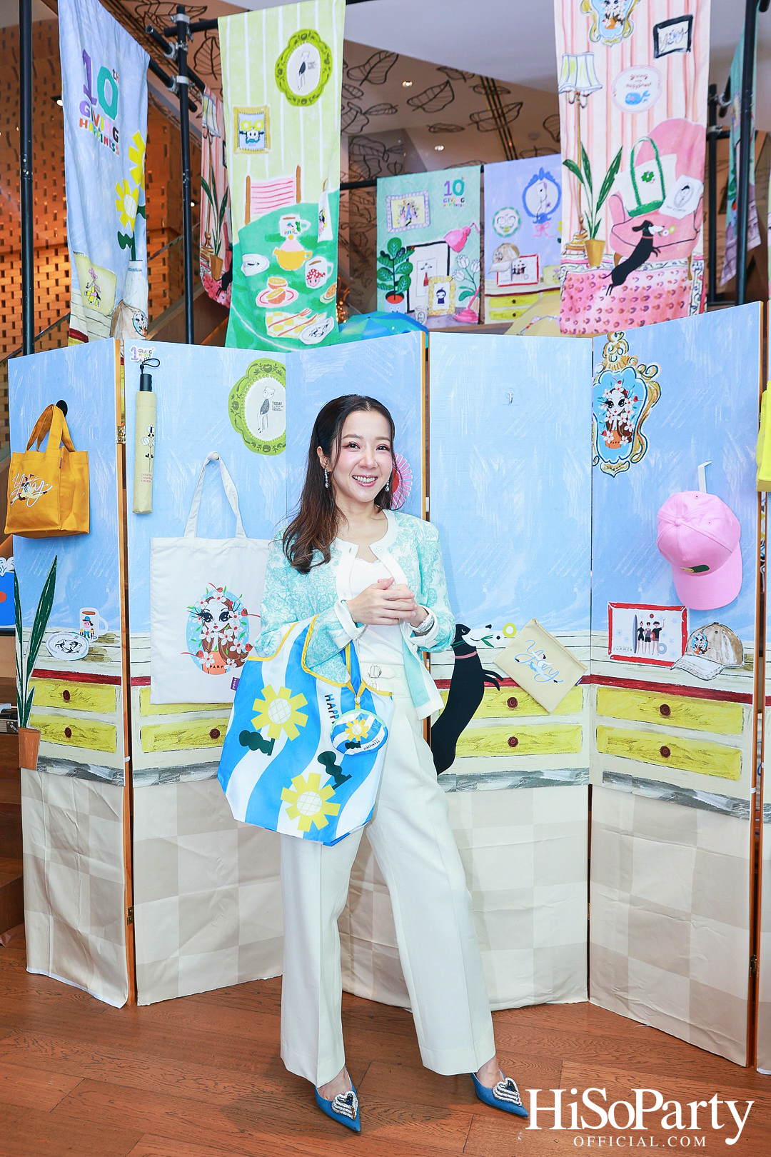 ‘Giving and Happiness’ ปีที่ 10 โดยมูลนิธิรามาธิบดีฯ และ 5 ศิลปิน ร่วมส่งต่อ ‘ความสุขไม่มีที่สิ้นสุด’ ผ่านคอลเลกชันของที่ระลึกสุดสร้างสรรค์