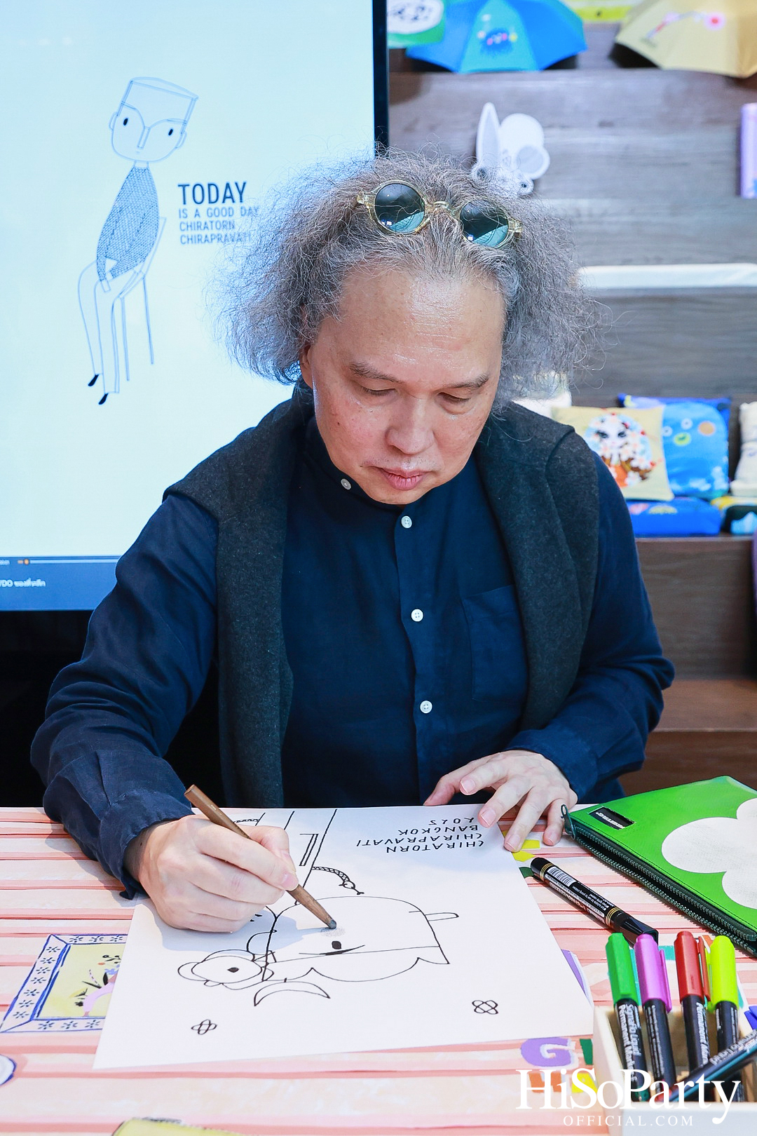 ‘Giving and Happiness’ ปีที่ 10 โดยมูลนิธิรามาธิบดีฯ และ 5 ศิลปิน ร่วมส่งต่อ ‘ความสุขไม่มีที่สิ้นสุด’ ผ่านคอลเลกชันของที่ระลึกสุดสร้างสรรค์