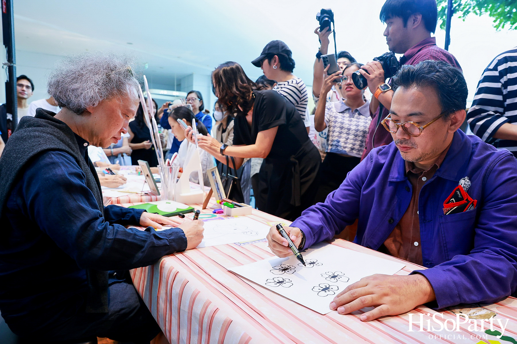 ‘Giving and Happiness’ ปีที่ 10 โดยมูลนิธิรามาธิบดีฯ และ 5 ศิลปิน ร่วมส่งต่อ ‘ความสุขไม่มีที่สิ้นสุด’ ผ่านคอลเลกชันของที่ระลึกสุดสร้างสรรค์