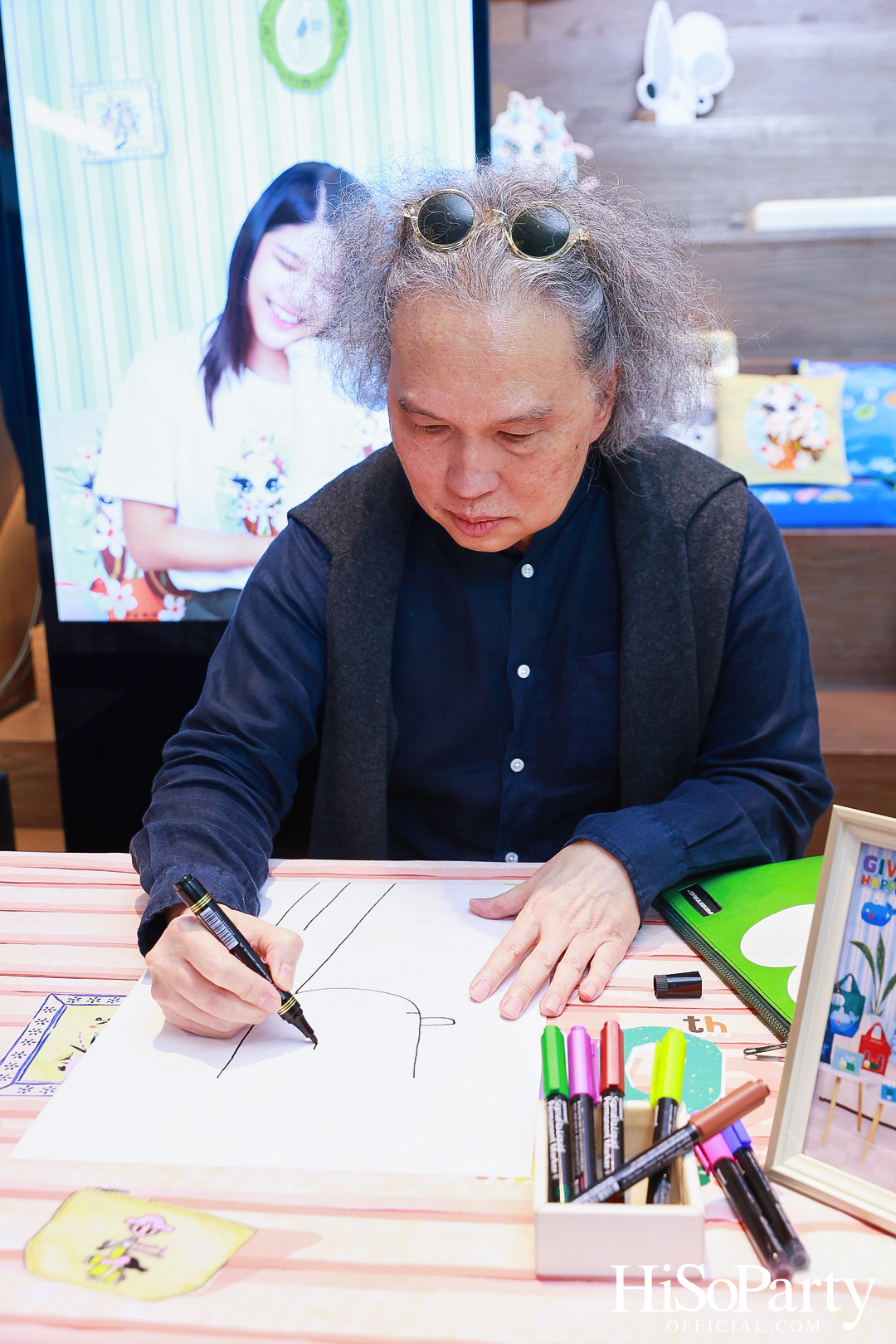 ‘Giving and Happiness’ ปีที่ 10 โดยมูลนิธิรามาธิบดีฯ และ 5 ศิลปิน ร่วมส่งต่อ ‘ความสุขไม่มีที่สิ้นสุด’ ผ่านคอลเลกชันของที่ระลึกสุดสร้างสรรค์