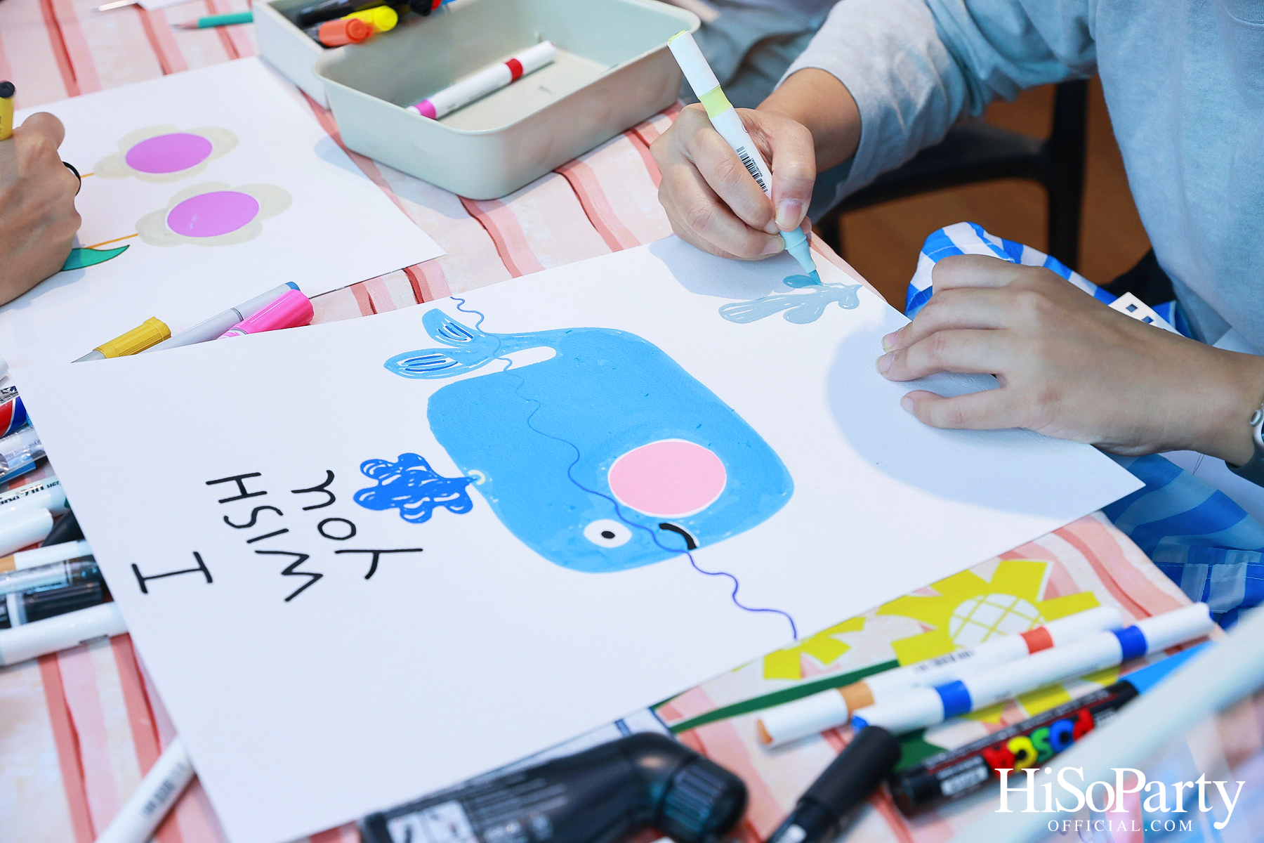 ‘Giving and Happiness’ ปีที่ 10 โดยมูลนิธิรามาธิบดีฯ และ 5 ศิลปิน ร่วมส่งต่อ ‘ความสุขไม่มีที่สิ้นสุด’ ผ่านคอลเลกชันของที่ระลึกสุดสร้างสรรค์