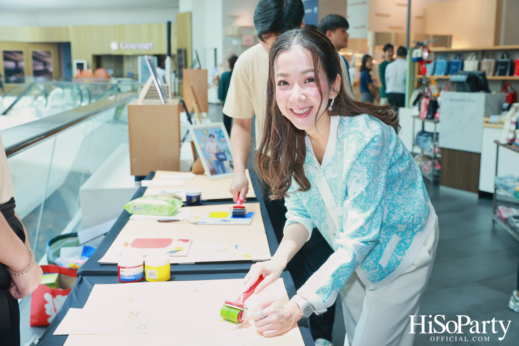 ‘Giving and Happiness’ ปีที่ 10 โดยมูลนิธิรามาธิบดีฯ และ 5 ศิลปิน ร่วมส่งต่อ ‘ความสุขไม่มีที่สิ้นสุด’ ผ่านคอลเลกชันของที่ระลึกสุดสร้างสรรค์