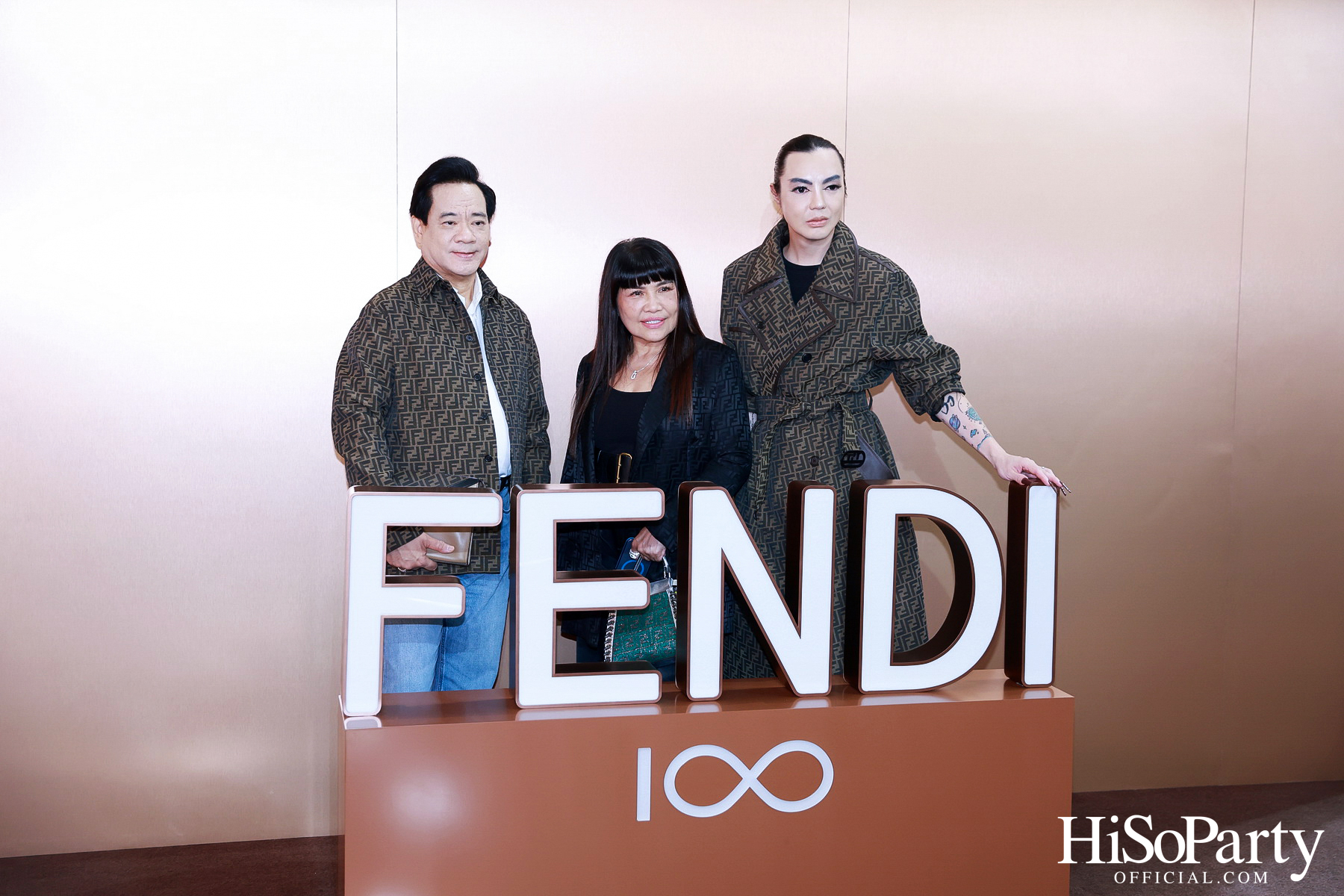 FENDI เปิดบูติกแห่งใหม่ ณ ICONSIAM พร้อมจัดงานค็อกเทลปาร์ตี้สุดเอ็กซ์คลูซีฟ เปิดตัวคอลเลกชัน Fall/Winter 2025-26 ครั้งแรกในไทย